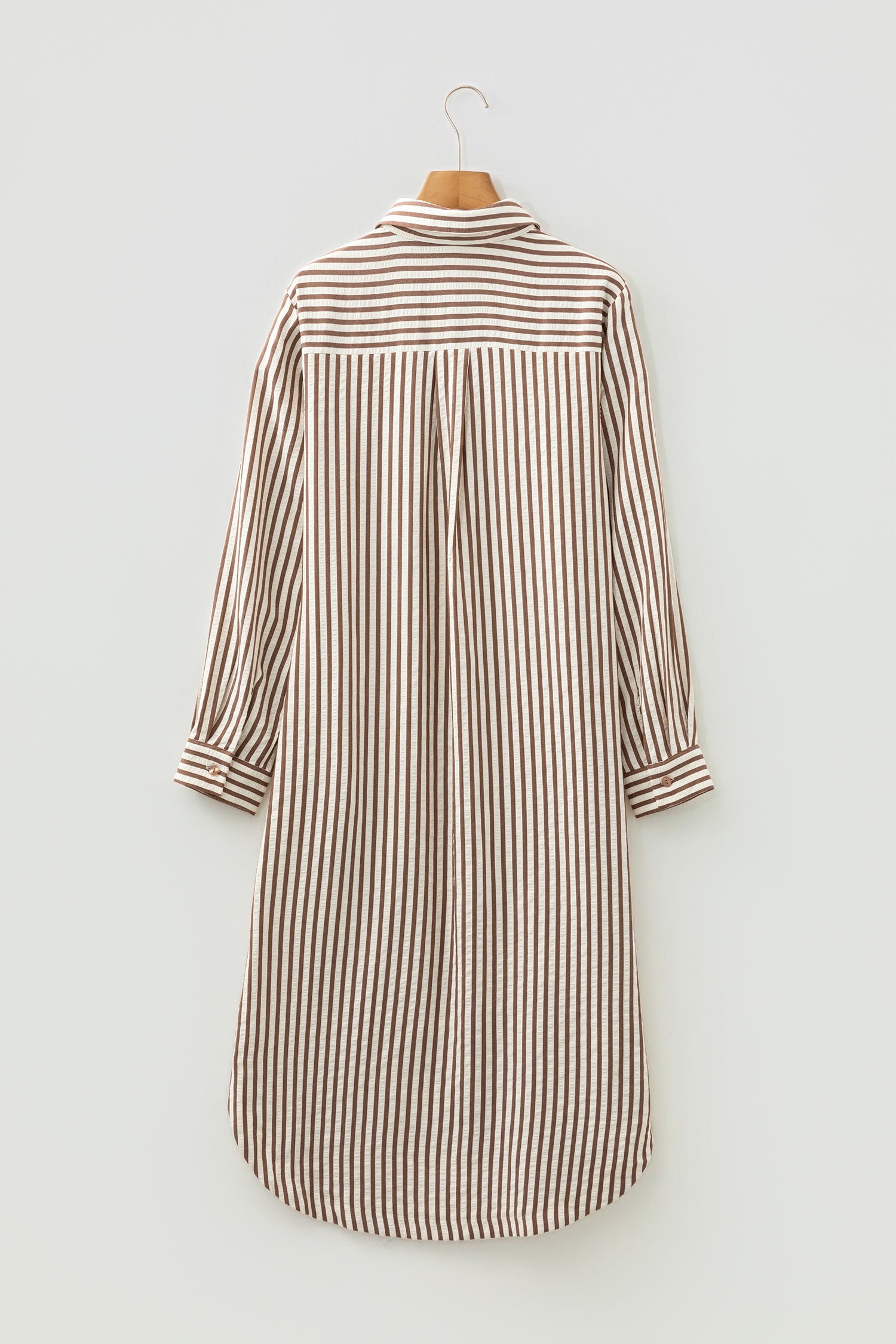 Brown Stripe Textured 3/4 Sleeve Round Hem Split Midi Shirt Dress