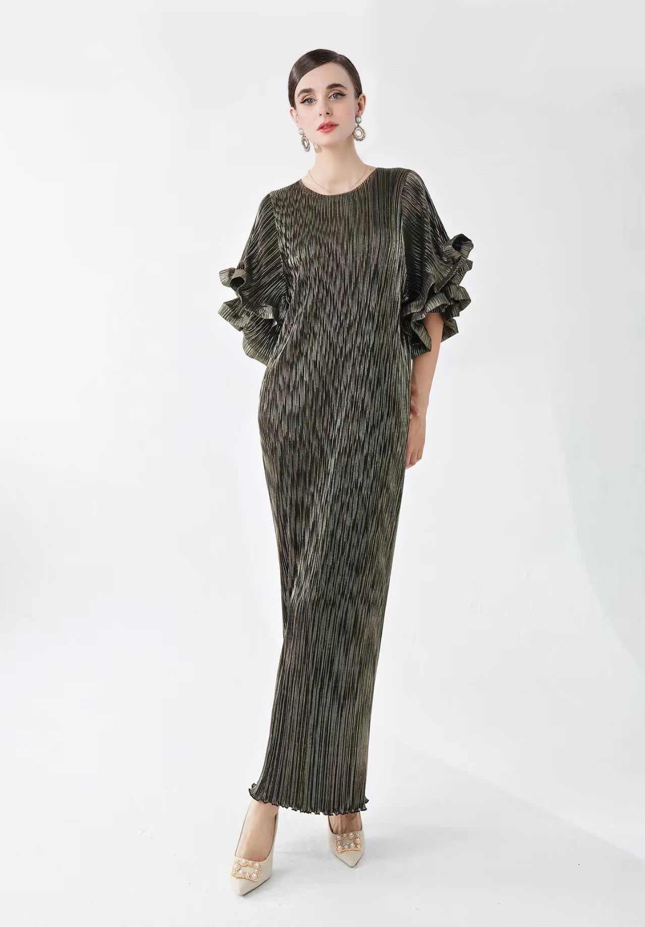 Miyake Dress for Women Looks Slim and Luxurious Round Neck Flared Sleeves with Loose Fit Gilded Pleated Elegant Dress Long Skirt
