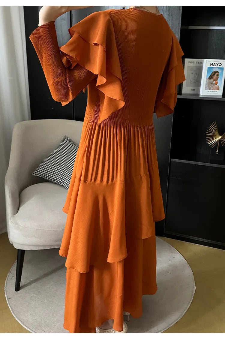 Fashion Pleated Long Dress  Design Sense Crew-neck Long Sleeve Pleated Dresses