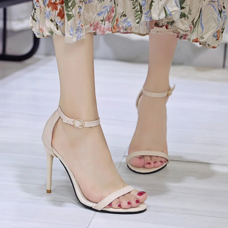 New Elegant Banquet  High Heels  Solid Color Simple Fashion Buckle Comfortable Casual heels for Women