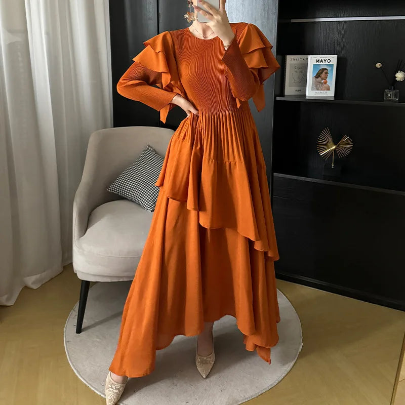 Fashion Pleated Long Dress  Design Sense Crew-neck Long Sleeve Pleated Dresses