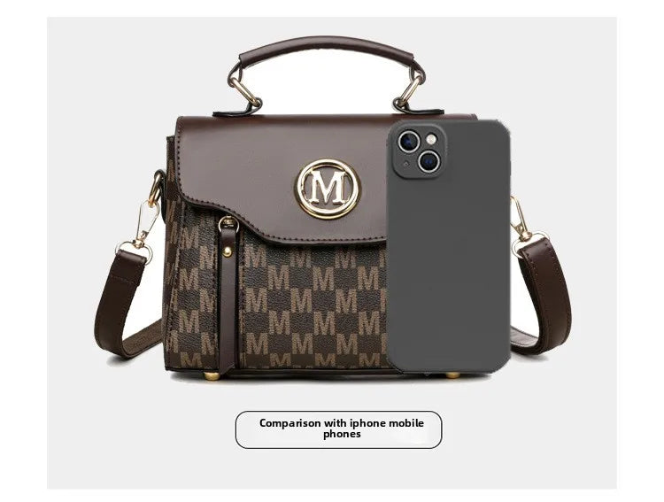 Classic Retro Handbag Shoulder Messenger Bag for Women, Suitable for Daily Use Work, Travel, Outing and Shopping.