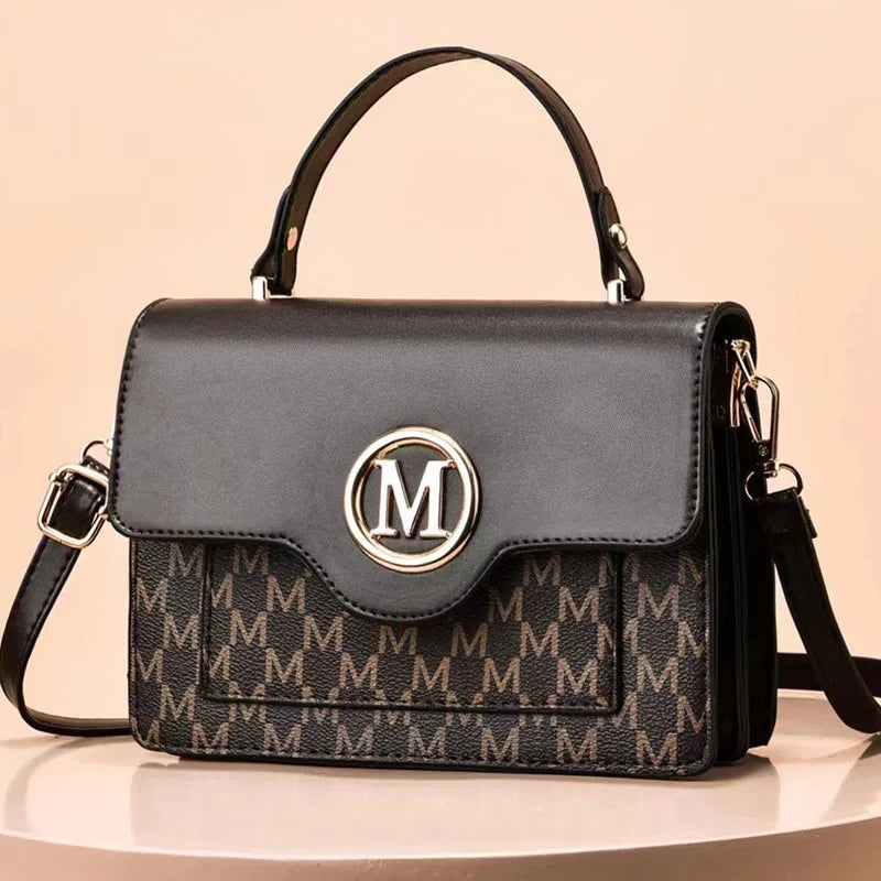 Beautiful Purse great  for any occasion !! Elegant ,classy and comes in many colors!!