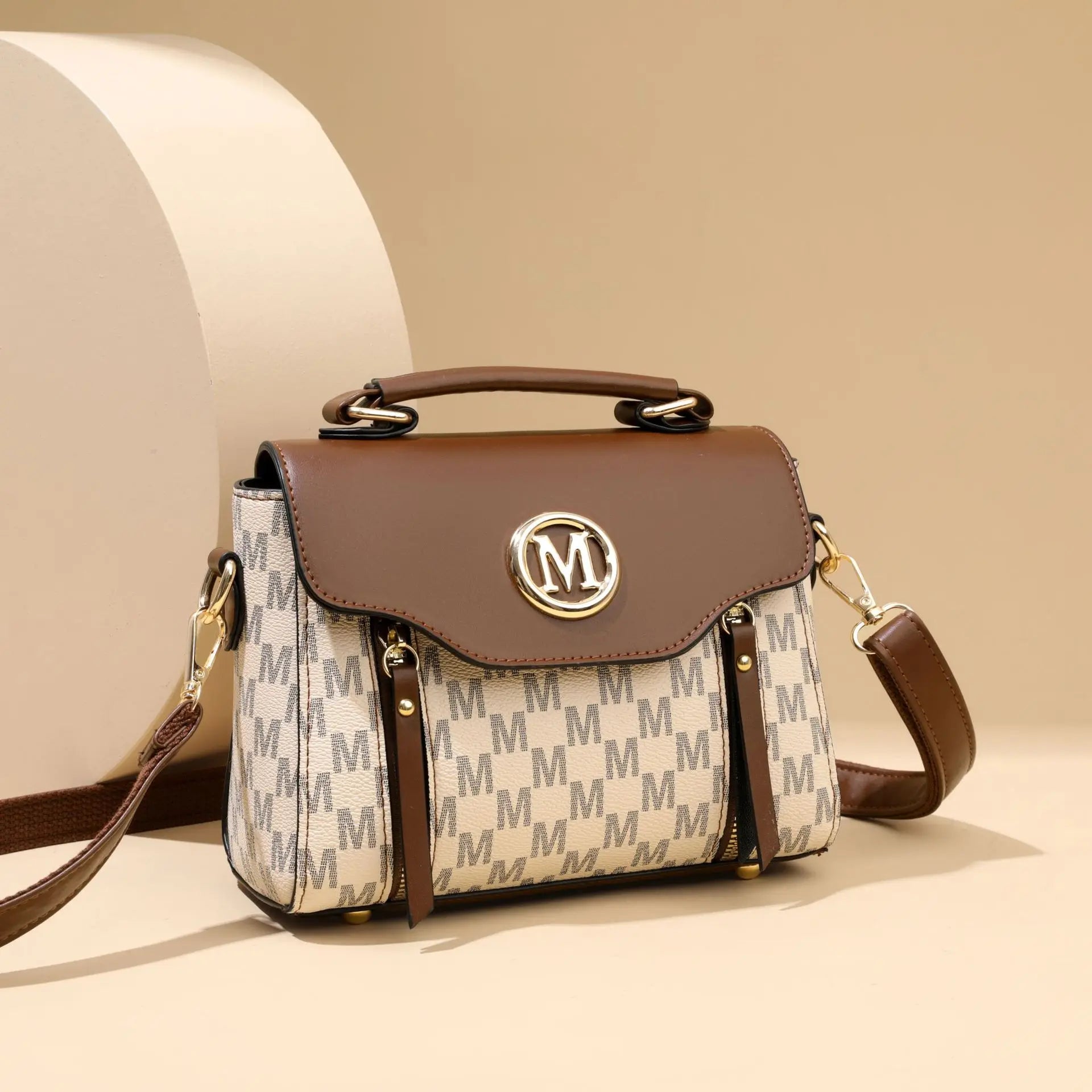 Classic Retro Handbag Shoulder Messenger Bag for Women, Suitable for Daily Use Work, Travel, Outing and Shopping.