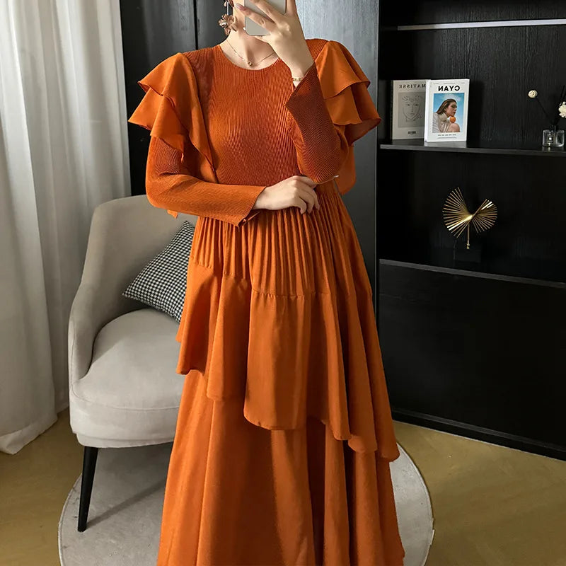Fashion Pleated Long Dress  Design Sense Crew-neck Long Sleeve Pleated Dresses