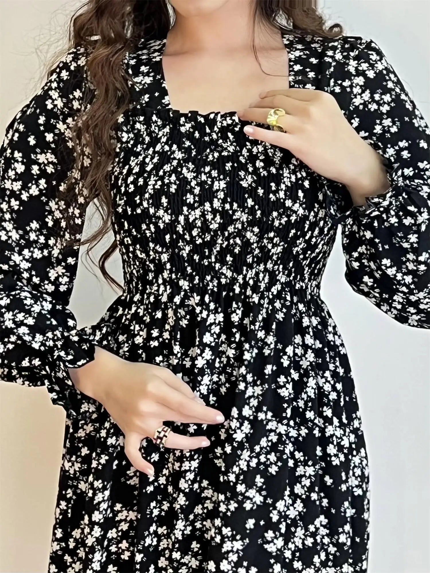Autumn  Casual Dress Women Chiffon Dresses Long Sleeve A-line Printed Floral Elastic Chest Lace Up Midi Dresses