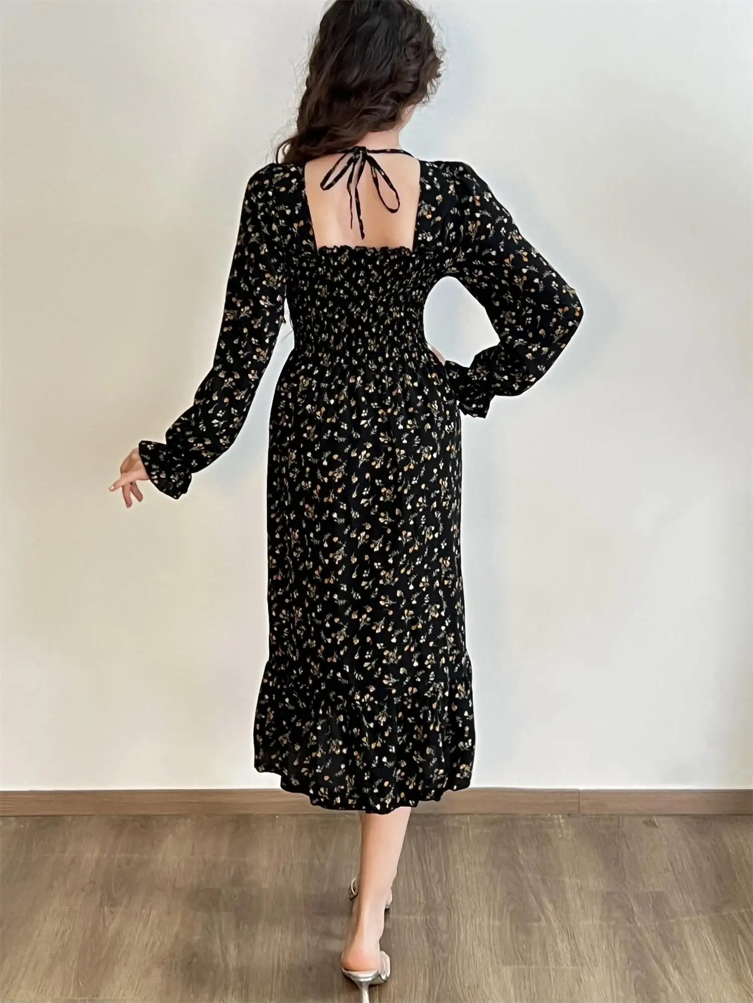 Autumn  Casual Dress Women Chiffon Dresses Long Sleeve A-line Printed Floral Elastic Chest Lace Up Midi Dresses