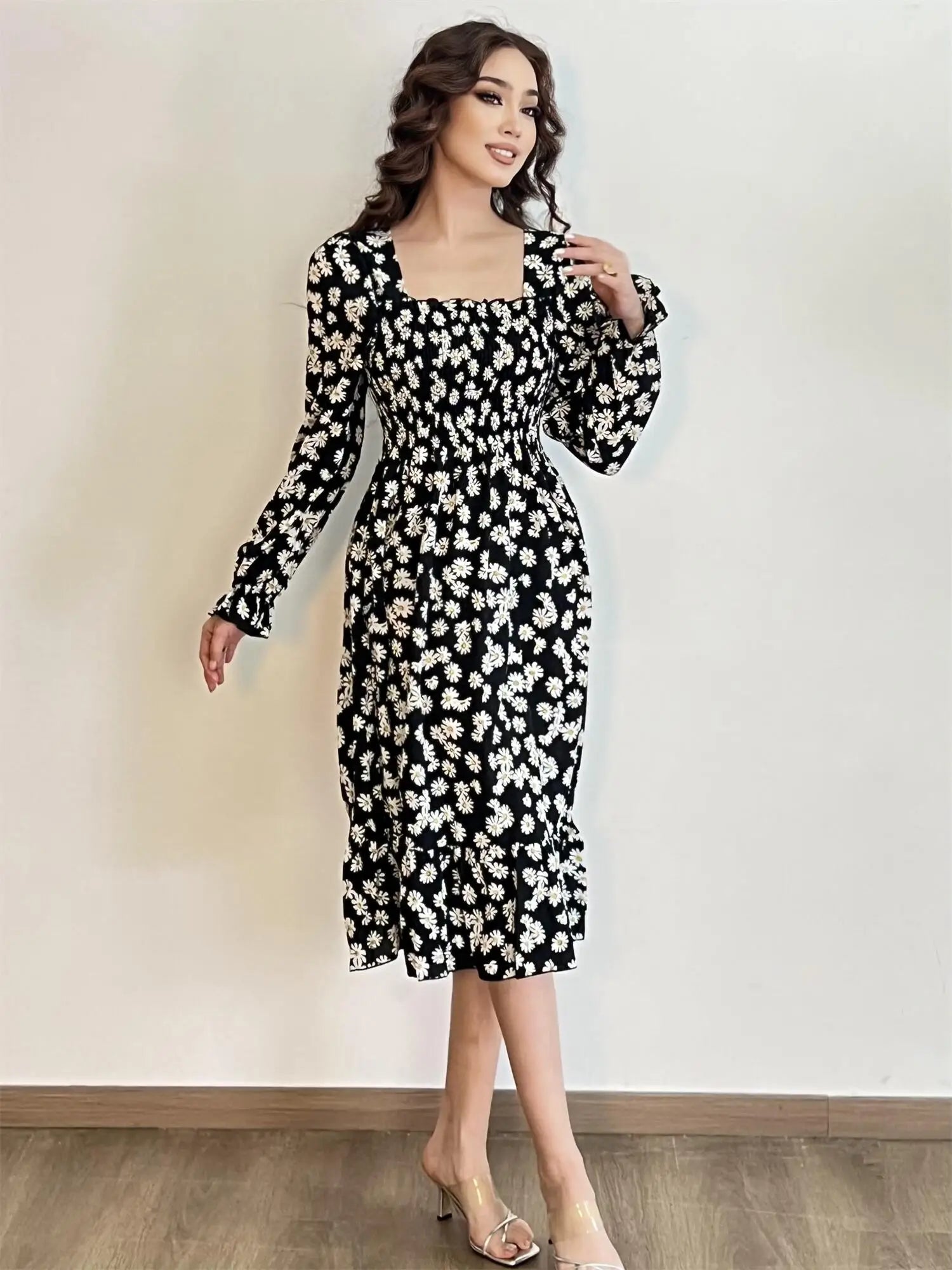 Autumn  Casual Dress Women Chiffon Dresses Long Sleeve A-line Printed Floral Elastic Chest Lace Up Midi Dresses