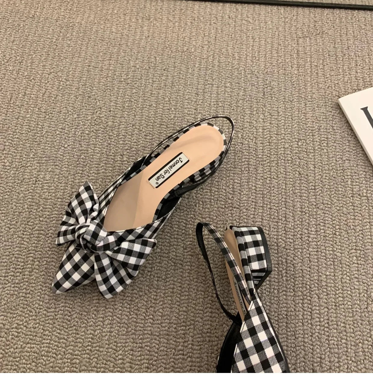 Women's Sandals Fashion Low Heels Sandals Women Shoes Elegant Pointed Straps Fashion Pumps Sandalias De Mujer