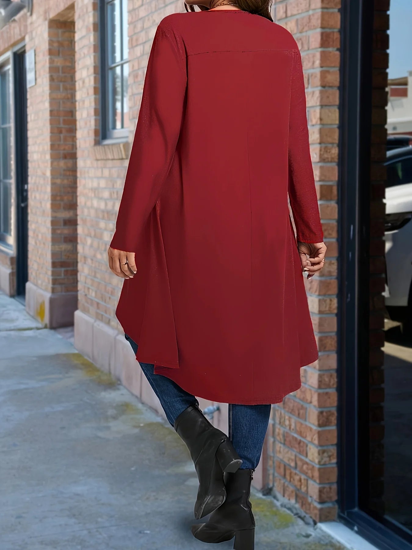 Plus Size Long Sleeve Elegant T-Shirt for Women Solid Color Crew Neck Asymmetrical Dipped Hem Top for Spring/Fall