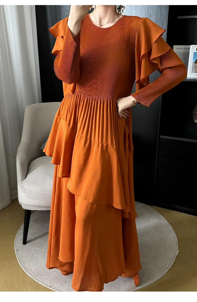 Fashion Pleated Long Dress  Design Sense Crew-neck Long Sleeve Pleated Dresses