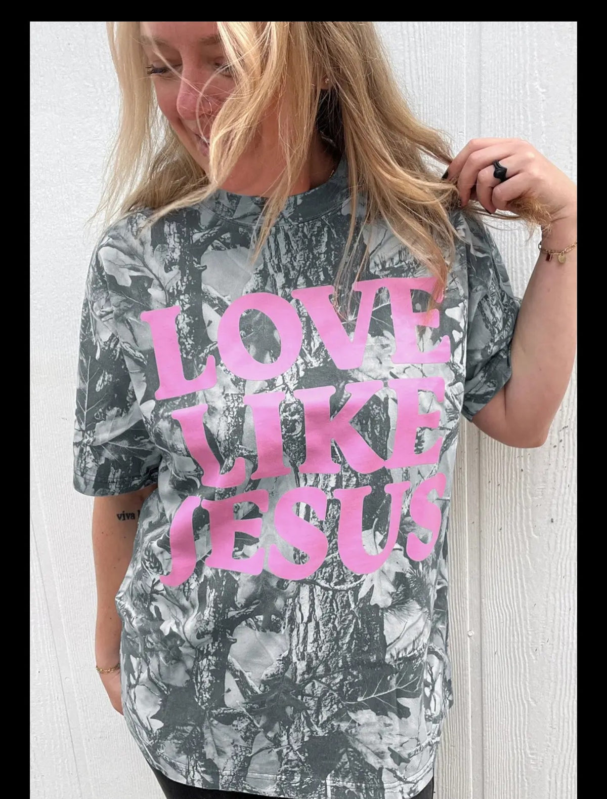 Camo Woodland Love Like Jesus Casual Tee