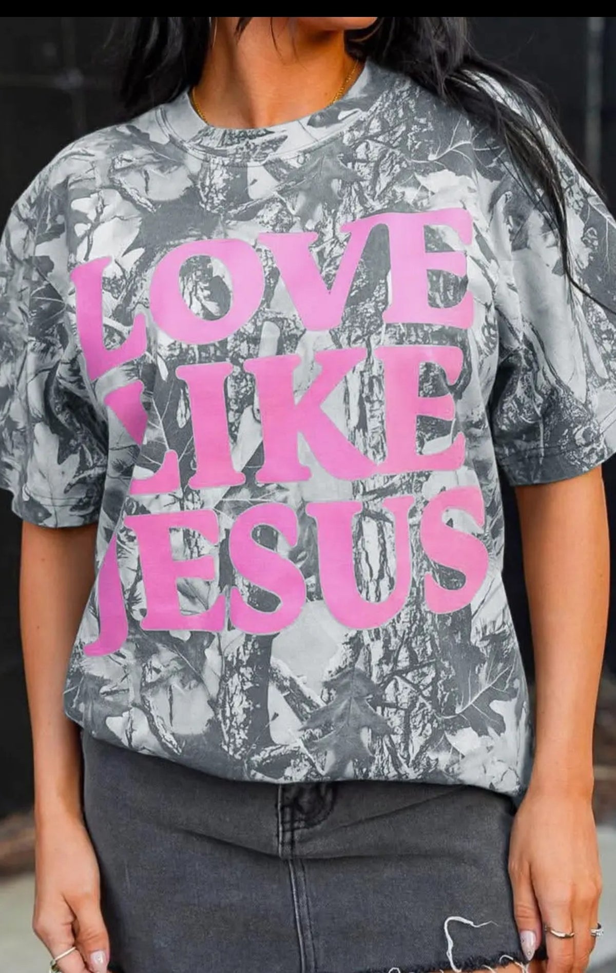 Camo Woodland Love Like Jesus Casual Tee
